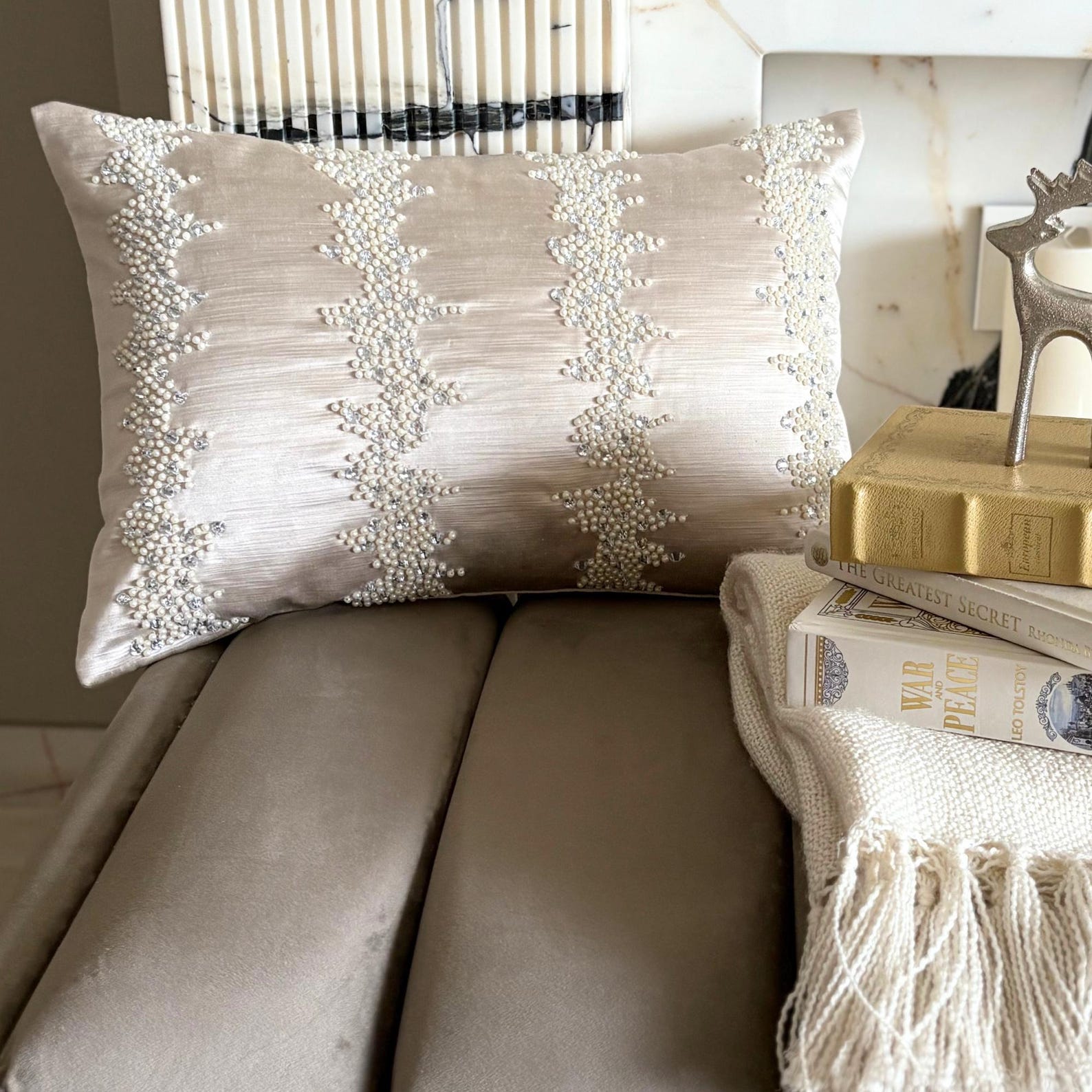 Pearl Enigma Lumbar Cushion Cover