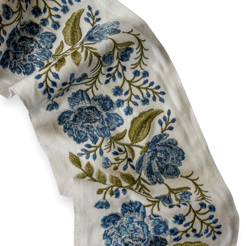 Blue Meadow Vine Floral Embroidered Border by the Metre, Botanical Embroidery Trim for Curtains, 5.50 Inches (139 mm)