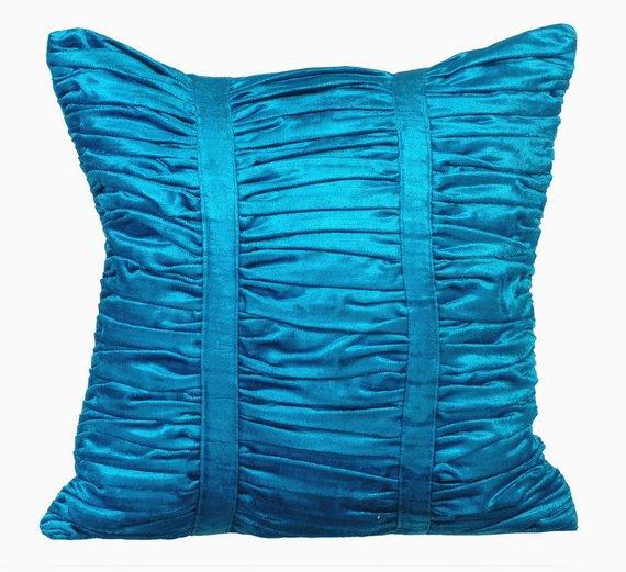 Rich Golden Beauty - Gold Velvet Throw Pillow Cover