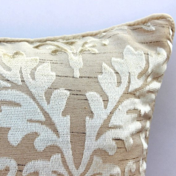 Blonde Damask - Gold Velvet Throw Pillow Cover