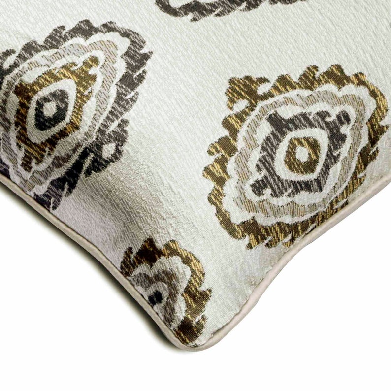 Chronicles Grey Throw Cushion Cover