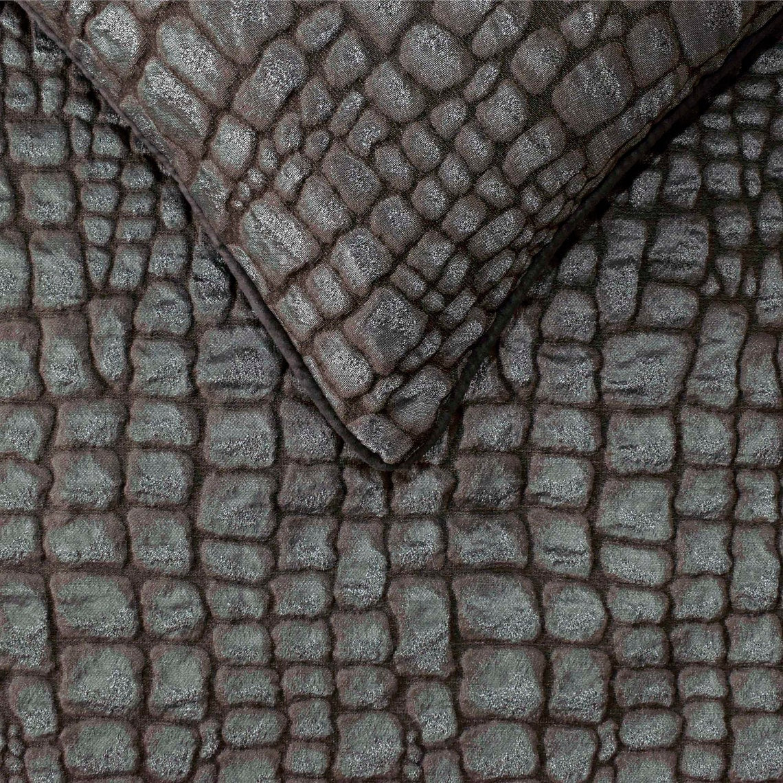 Animal Mystery Decorative Bed Runner and Cushion Cover
