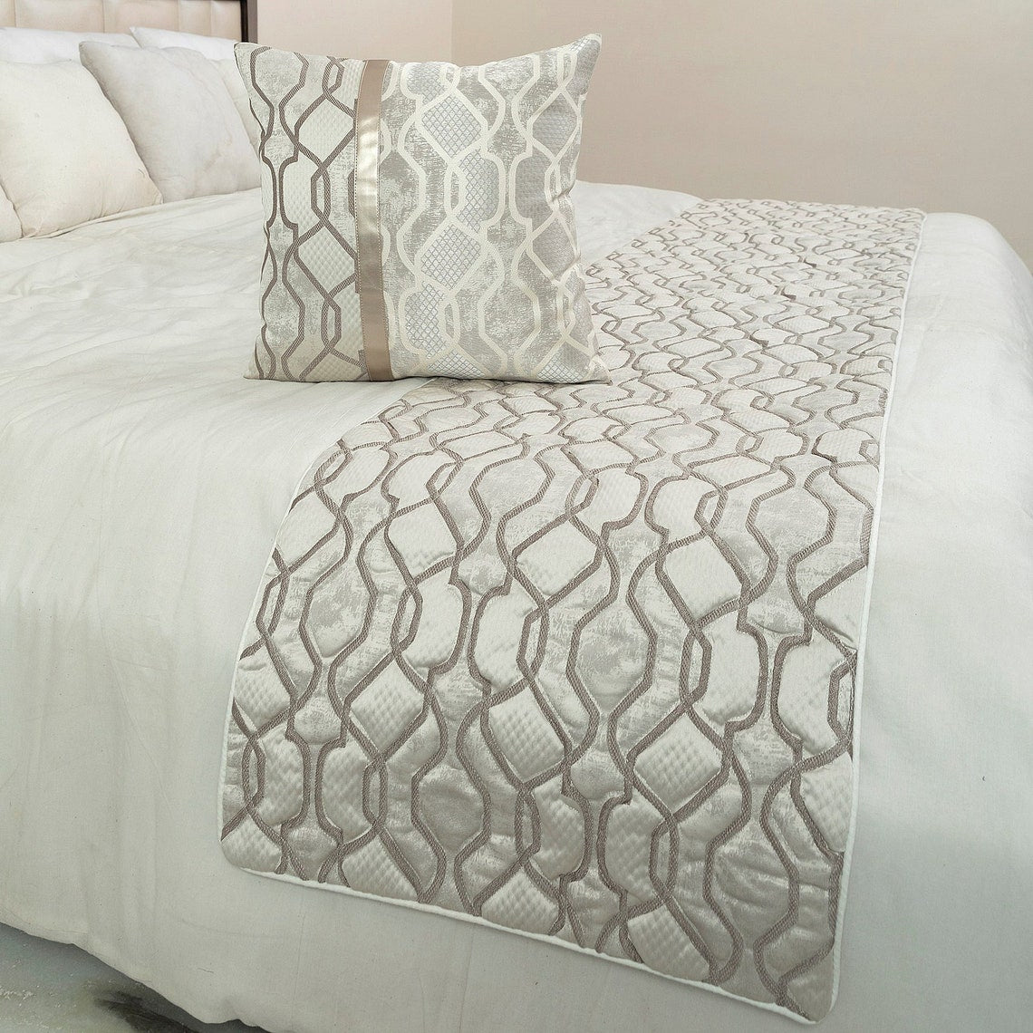 Ivory Delicacy Decorative Bed Runner and Cushion Cover