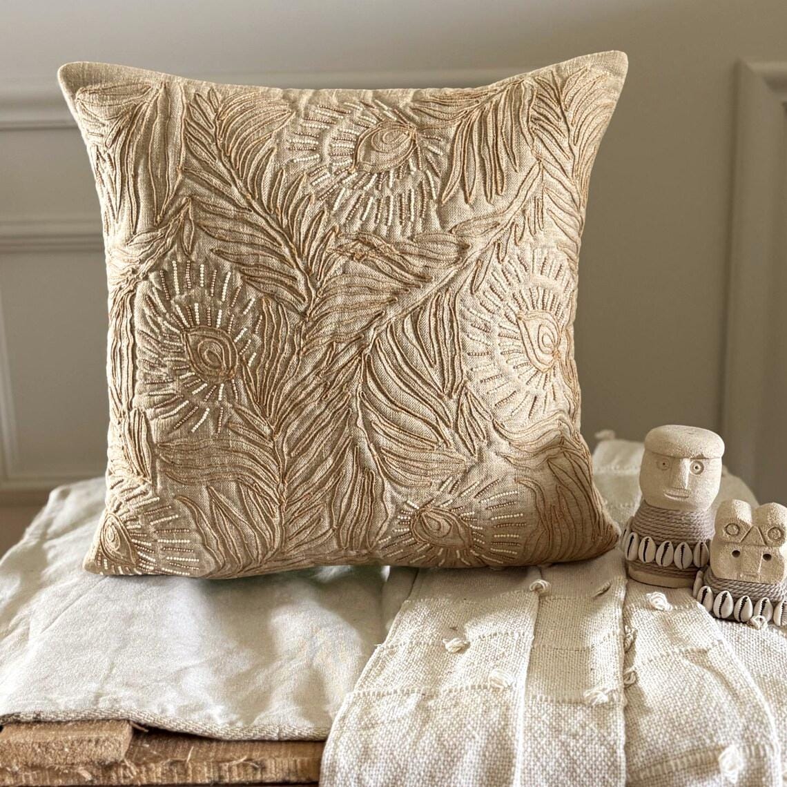 Peacock Plume Throw Cushion Cover