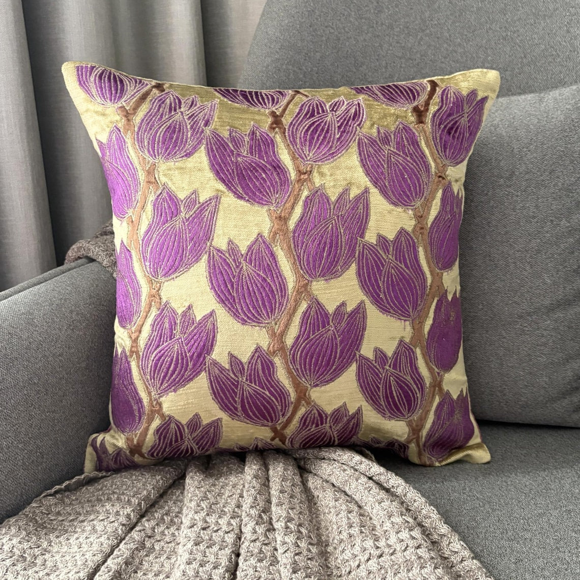 Tulip Around Throw Cushion Cover
