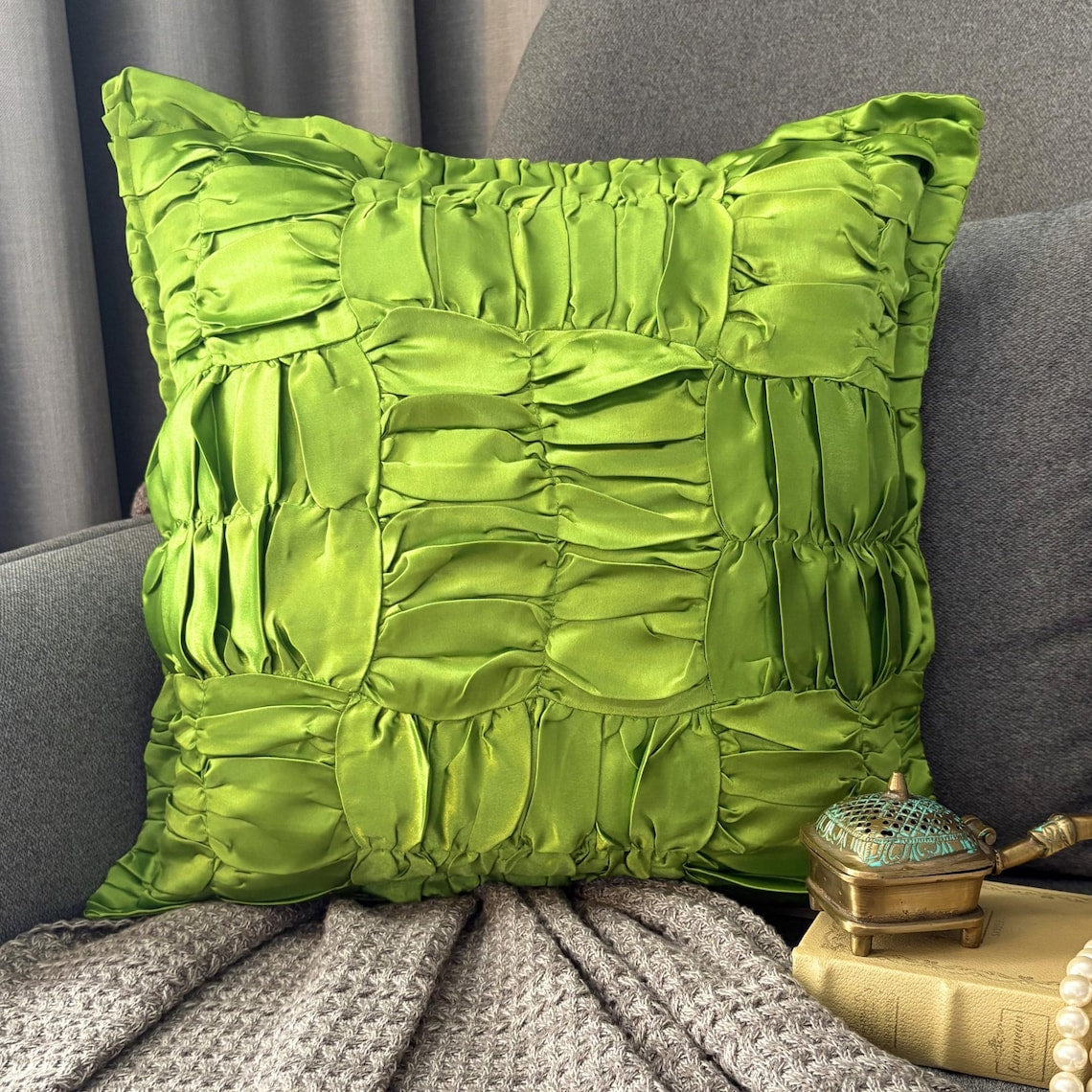 Dreamy Clover Green Pillow Cover