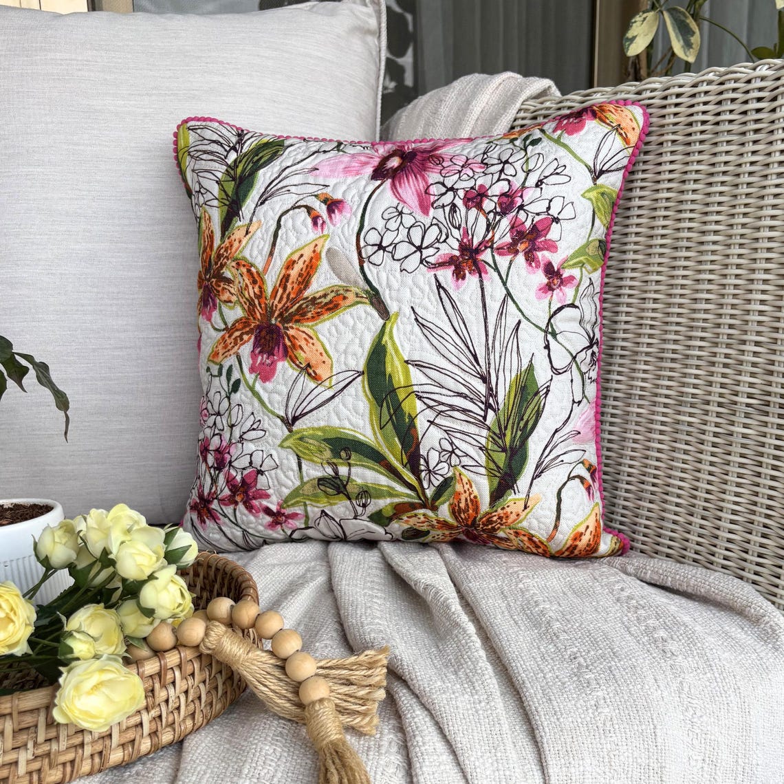 Tiger Lily Throw Cushion Cover
