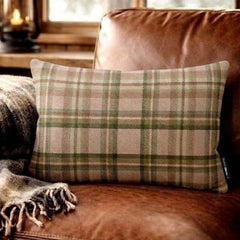Plaidflow Pink - Pink Velvet Winter Plaid Lumbar Cushion Cover