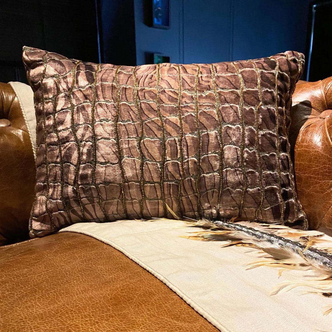 Roar & Ripple Lumbar Cushion Cover