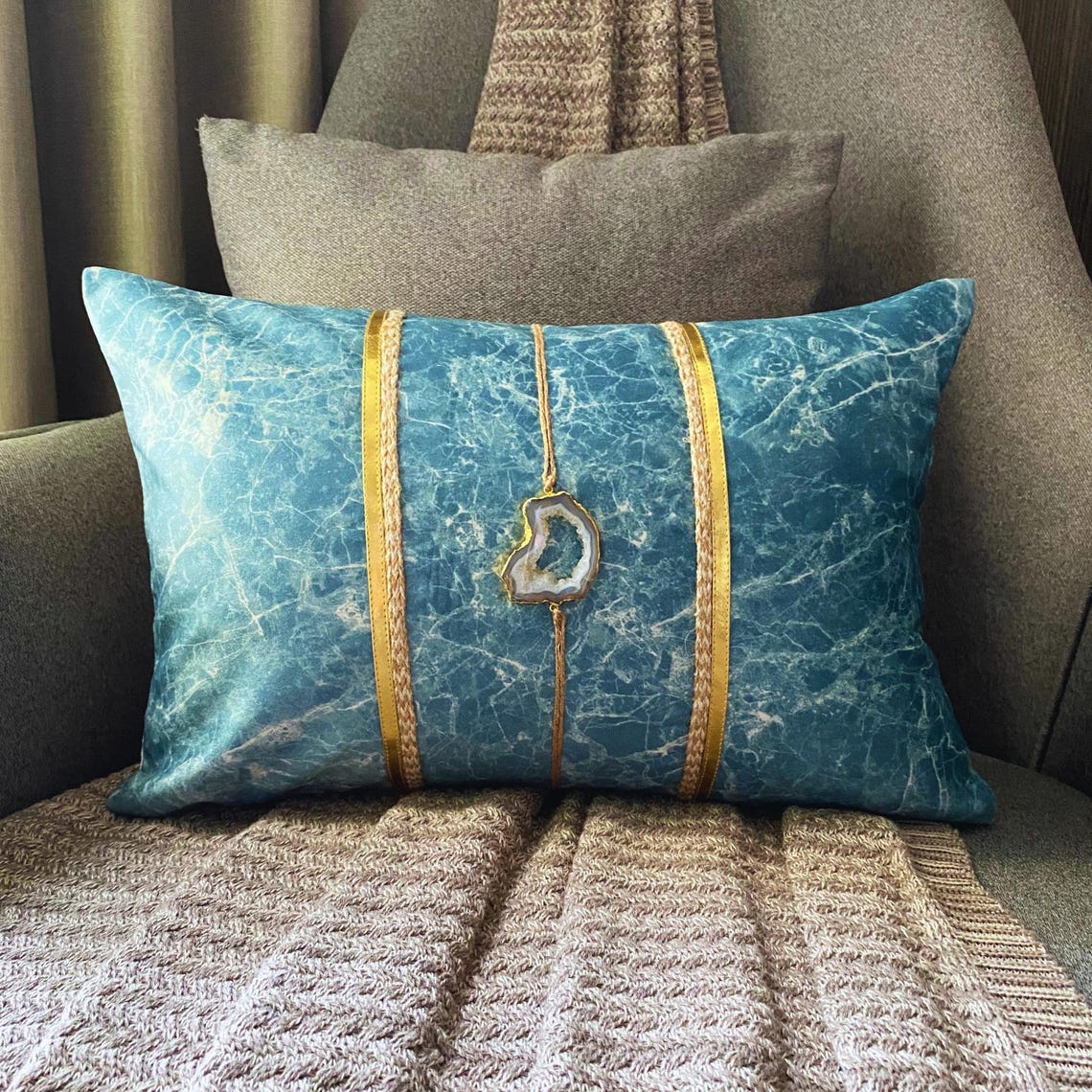 Solar Quartz Teal Lumbar Pillow Cover