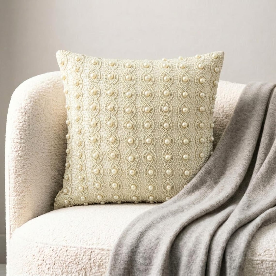 Pearl Bed Pillow Cover