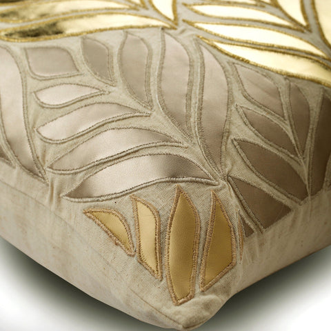 products/foil-maple-gold-leather-nature-floral-modern-leaf-applique-metallic-matte-art-deco-decorative-pillow-covers_eceb2f3b-8595-423e-a2d2-b8e71aeed03a.jpg