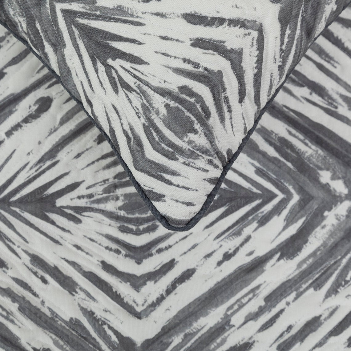 Grey Semblance Decorative Bed Runner and Cushion Cover