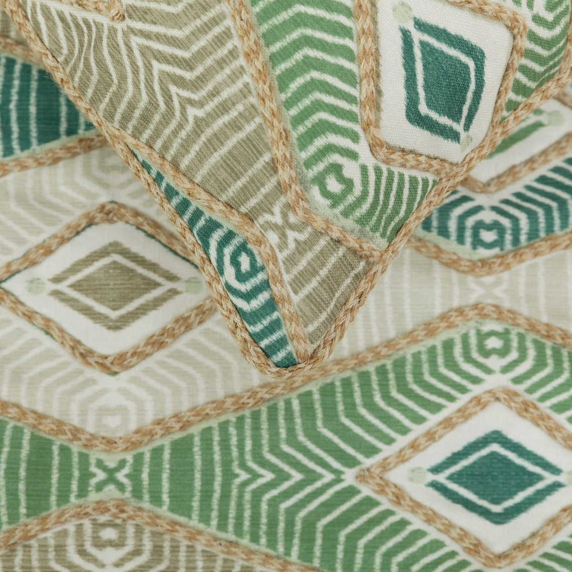 Chantico Decorative Bed Runner and Cushion Cover
