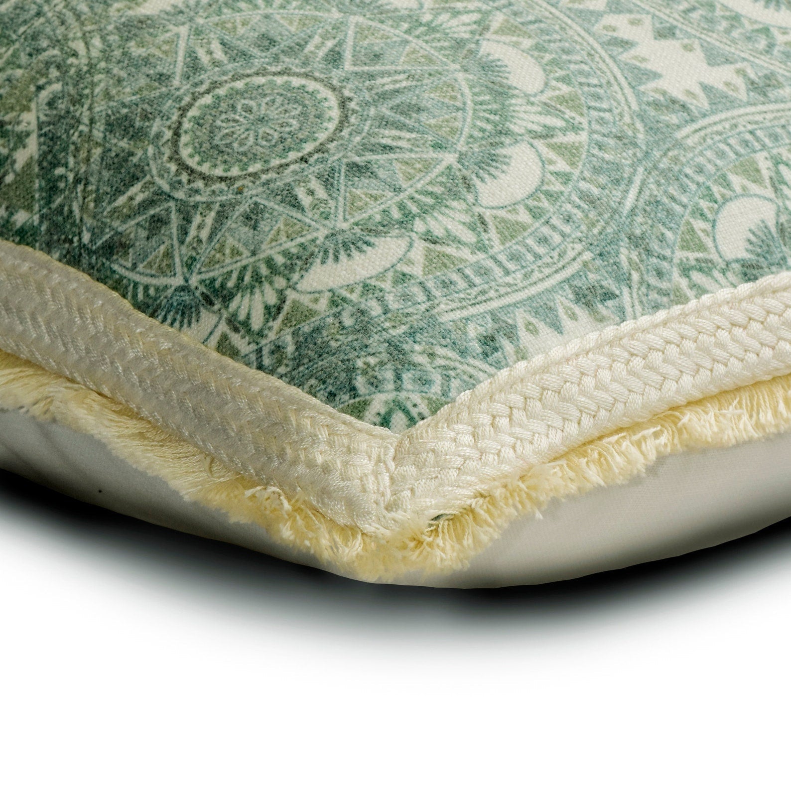 Dilara Throw Cushion Cover