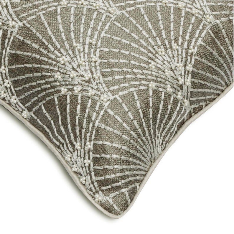 Pearl Memory Throw Cushion Cover