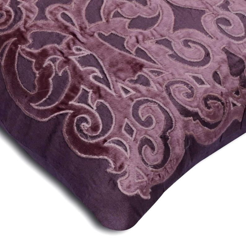 Damask Muse Throw Cushion Cover