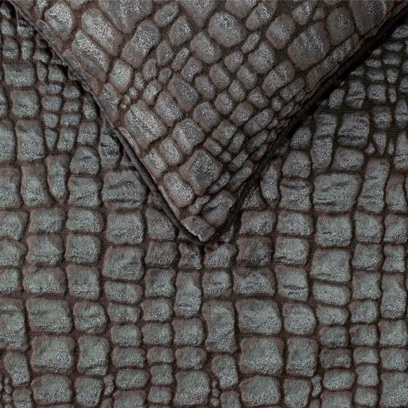 Animal Mystery Decorative Bed Runner and Cushion Cover