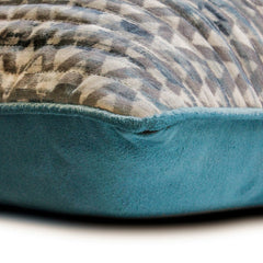 Kia Throw Cushion Cover