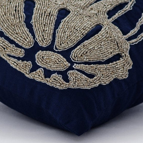 products/jelly-fish-at-the-shore-blue-linen-sea-creatures-beach-style-beaded-decorative-pillow-covers_1ceee076-a9f8-403d-857c-7f928d3be35b.jpg