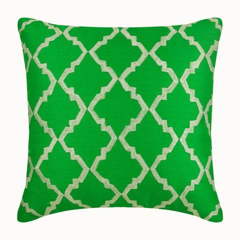 products/moosonee-green-envy-silk-geometric-modern-lattice-trellis-pillow-covers_d63a70e9-5c78-4a6d-9827-a354b78c2ddd.jpg