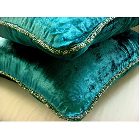 products/royal-peacock-green-shimmer-velvet-solid-color-contemporary-beaded-border-decorative-pillow-covers_037a39cf-247a-4838-8467-0867037d4209.jpg