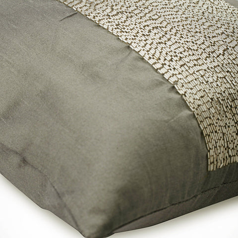 products/silver-center-silk-solid-color-modern-beaded-decorative-pillow-covers_61287be4-83f5-43a7-bff7-4d1a3d59a995.jpg