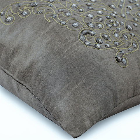 products/silver-gold-damask-silk-contemporary-crystals-decorative-pillow-covers_e481b697-e014-496b-a409-daba0fdf271c.jpg