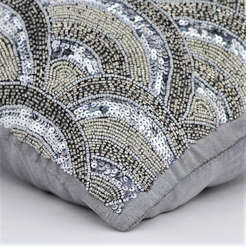 products/silveratti-silk-geometric-modern-embellished-decorative-pillow-covers_5b0d27a7-2356-489d-a4a6-ed3631b12056.jpg