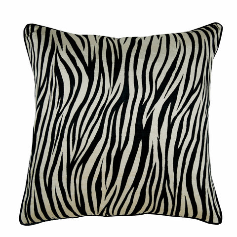 products/zebra-crossing-black-velvet-animal-modern-stripes-pillow-covers_f367f40f-eb60-441e-8e81-af315508b658.jpg